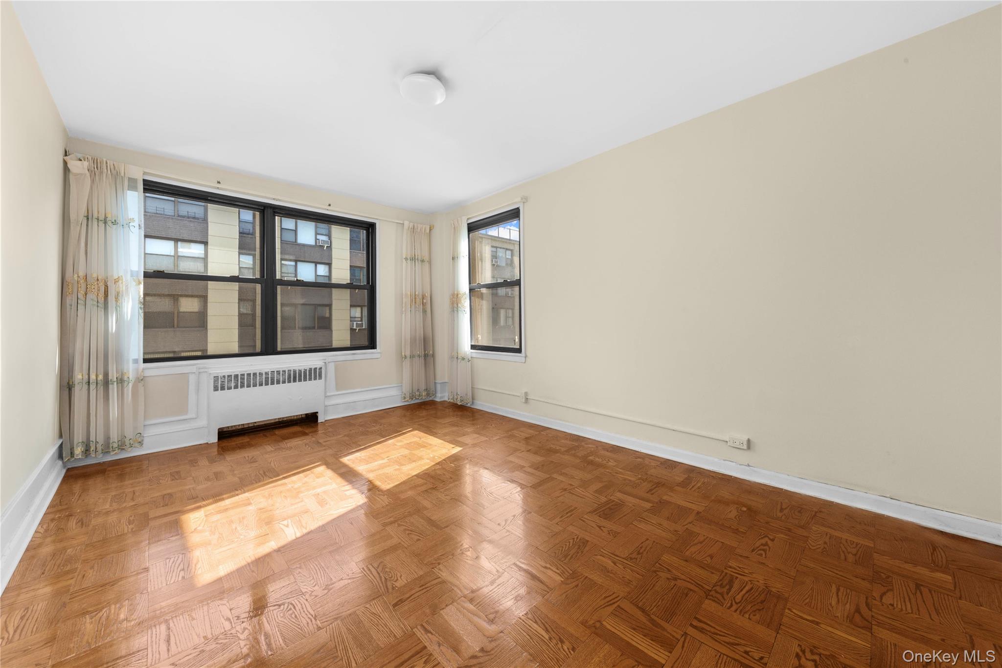 #6 photo, 98-34 63 Drive, クイーンズ区 Rego Park , NY 11374