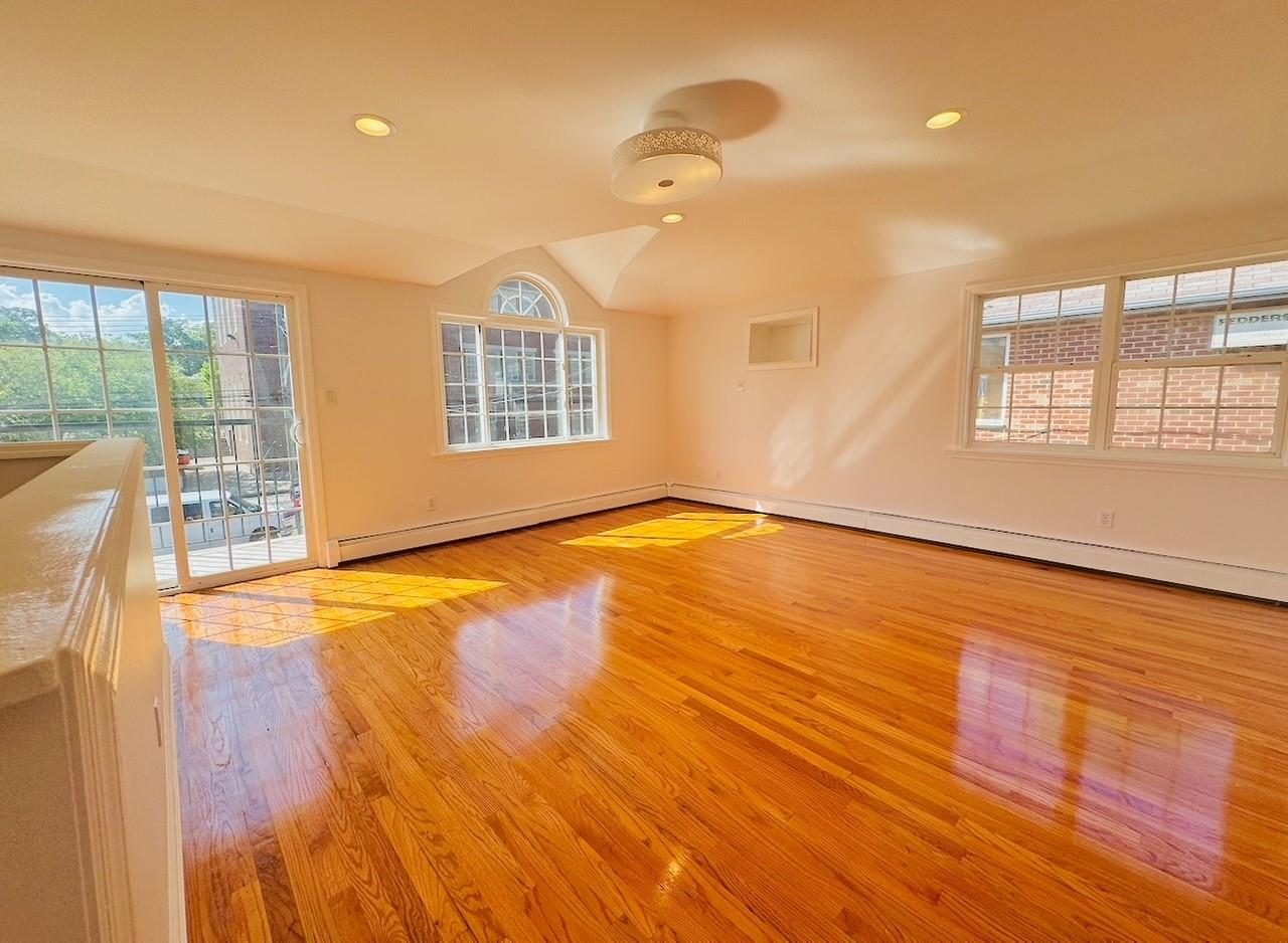 #2 photo, 10465 Springfield Boulevard, Queens Village , NY 11429