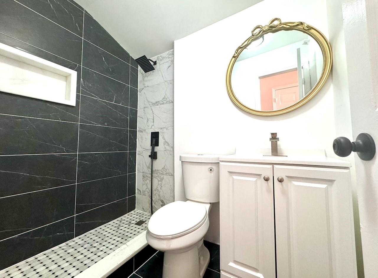 #3 photo, 10465 Springfield Boulevard, Queens Village , NY 11429