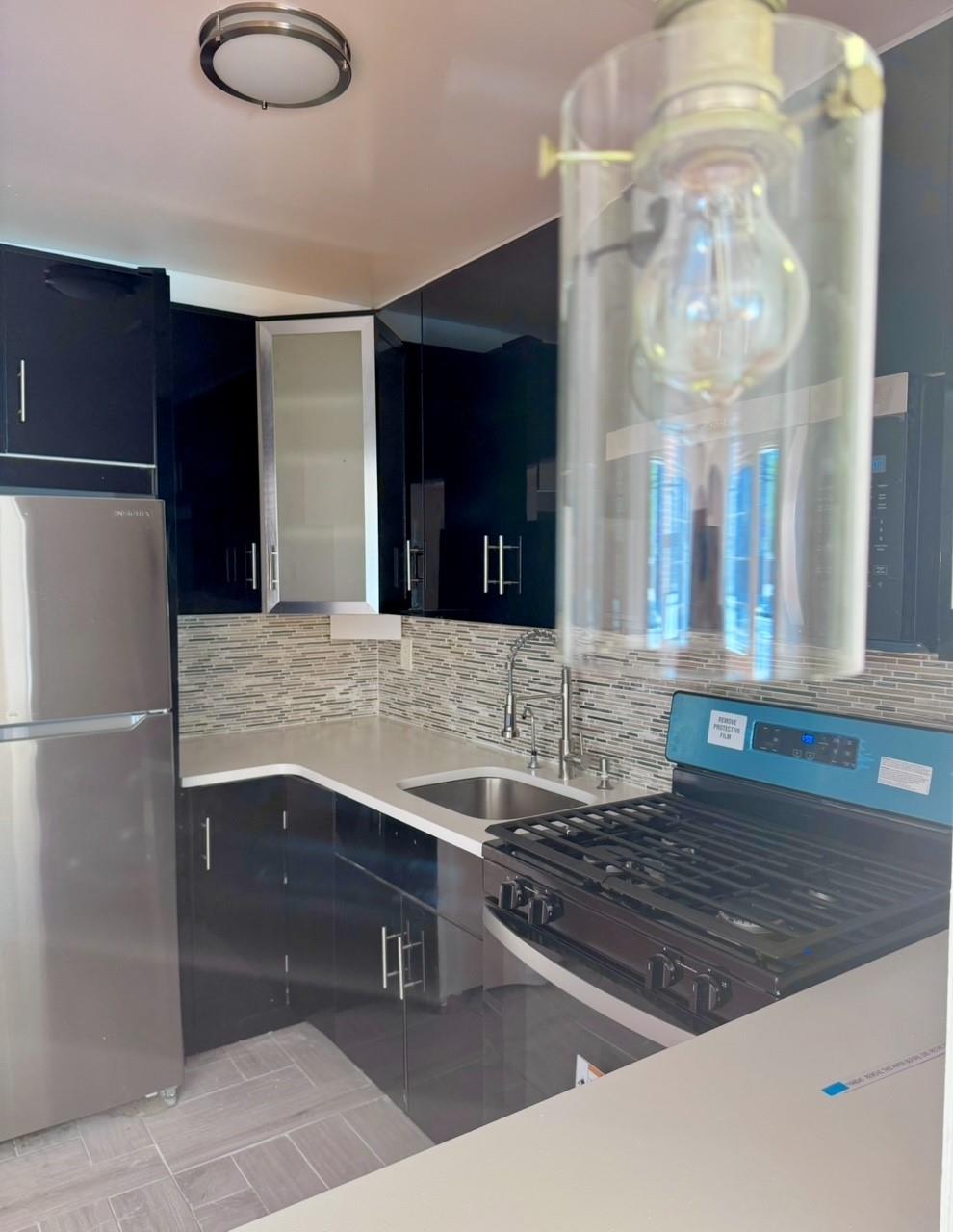 #9 photo, 10465 Springfield Boulevard, Queens Village , NY 11429