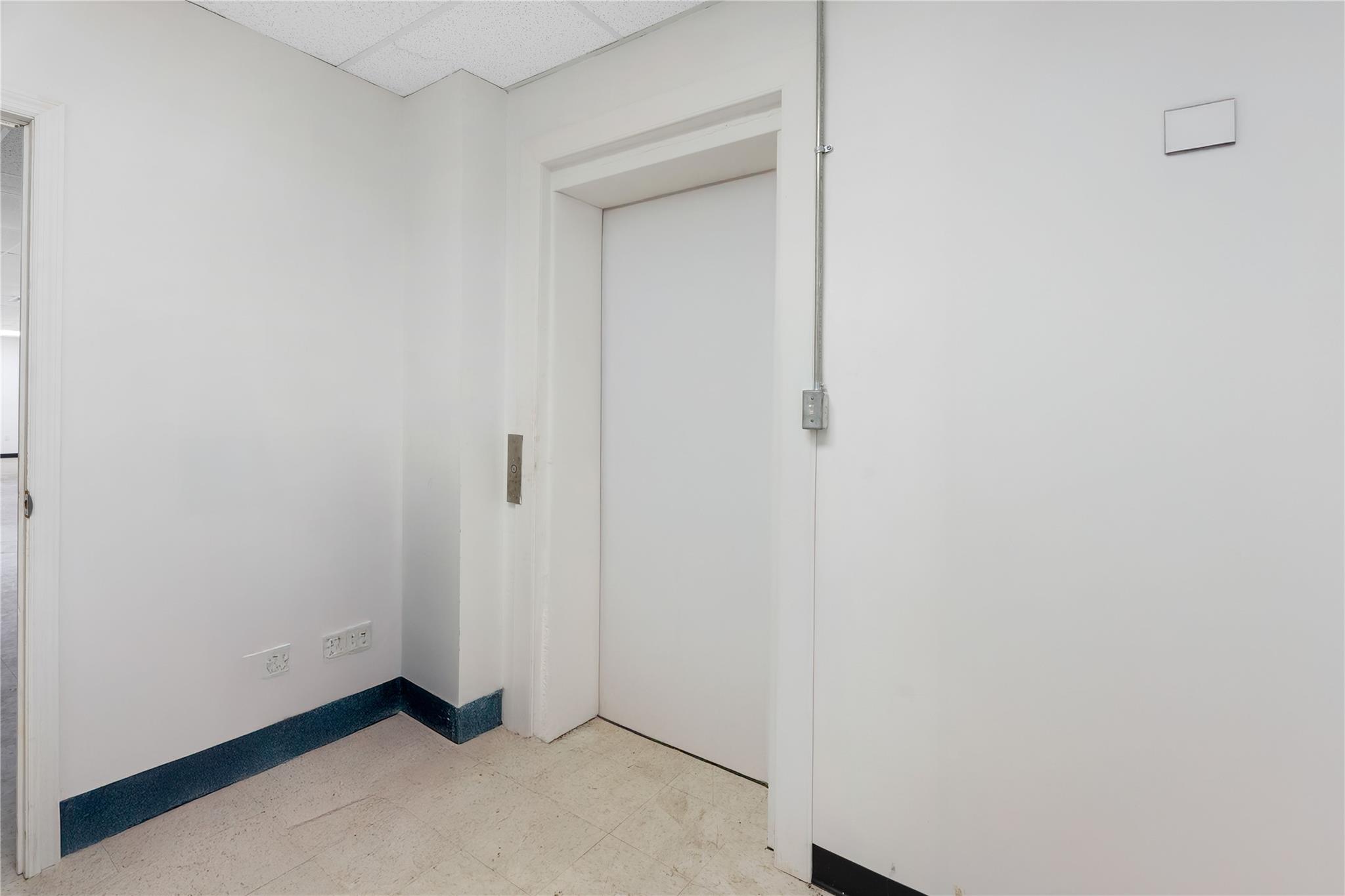 #6 photo, 5024 10th Avenue, ブルックリン区 Brooklyn , NY 11219