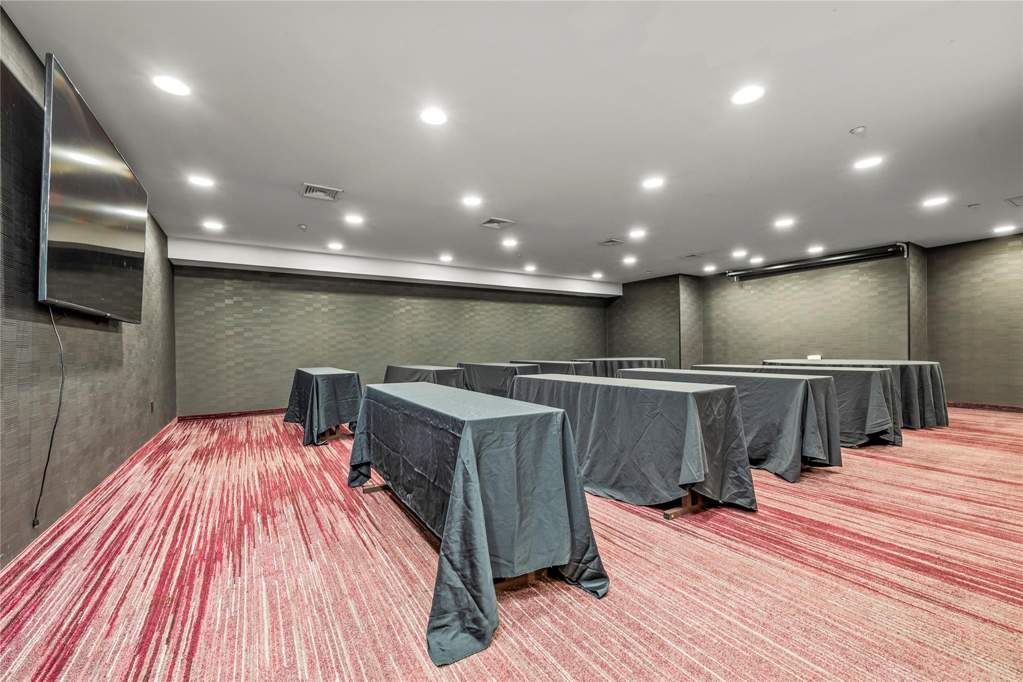 #17 photo, 18331 &18315 Horace Harding Exp, クイーンズ区 Fresh Meadows , NY 11365