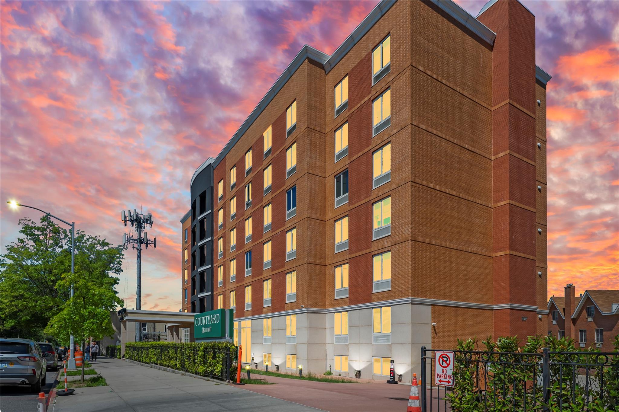 #3 photo, 18331 &18315 Horace Harding Exp, クイーンズ区 Fresh Meadows , NY 11365