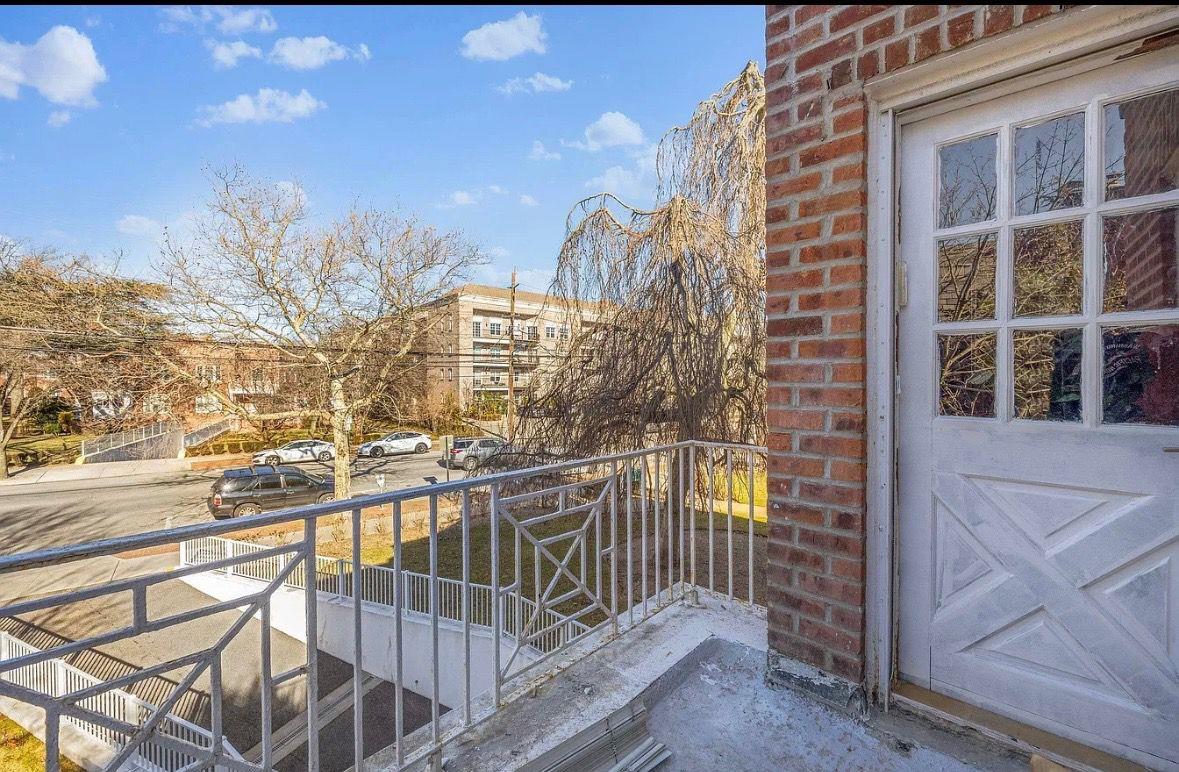 #15 photo, 255 Central Avenue, ナッソー郡 Lawrence , NY 11559