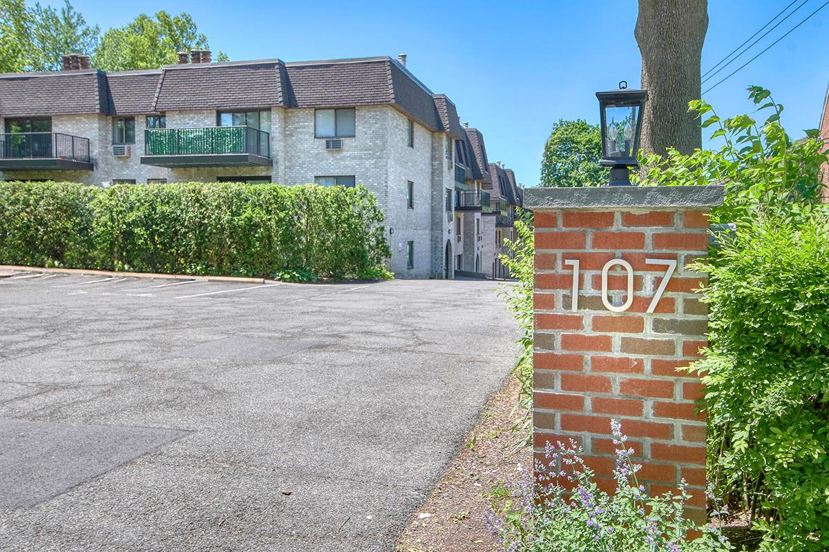 #1 photo, 107 N Broadway, White Plains , NY 10603