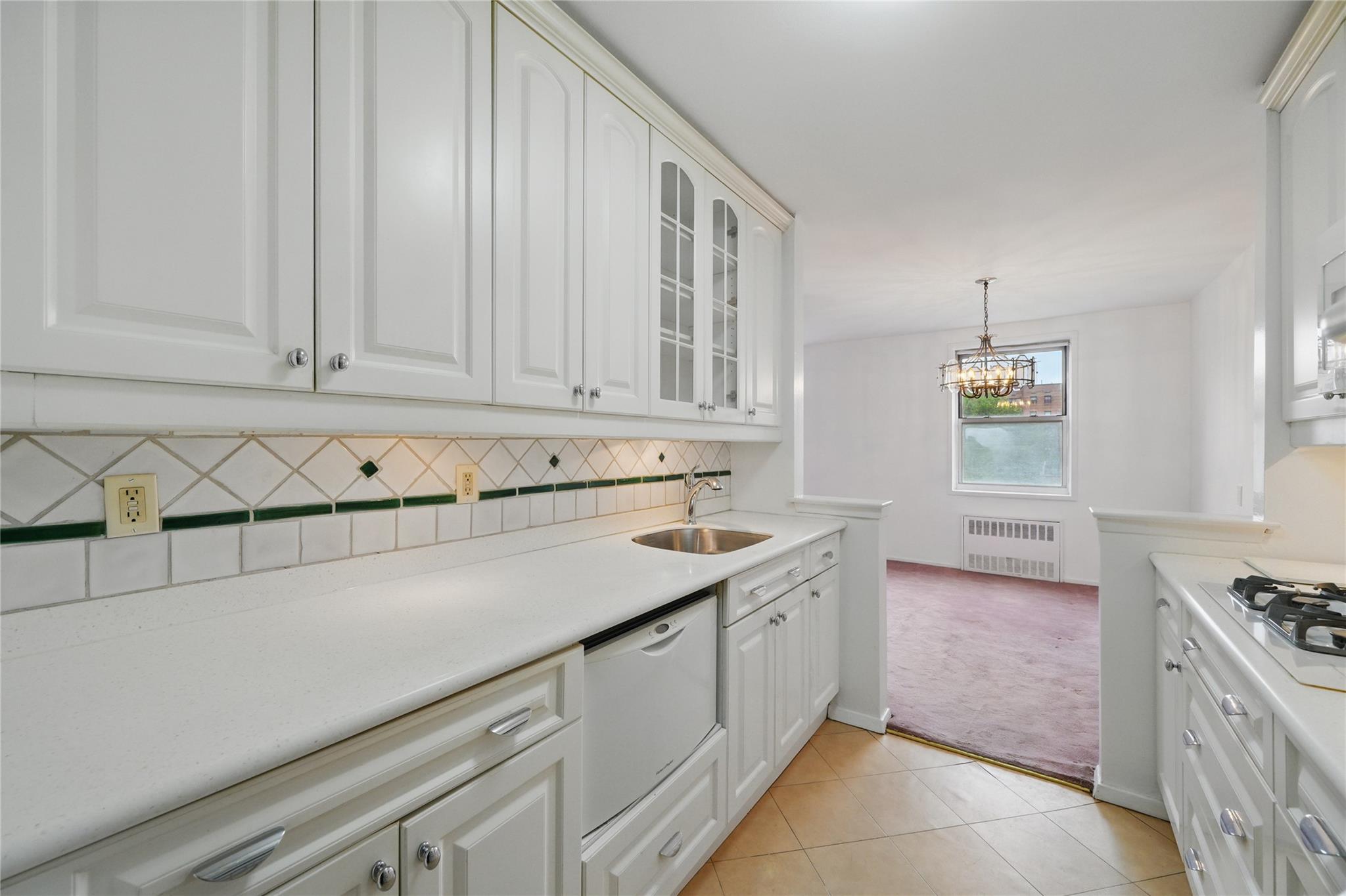 #16 photo, 600 Locust Street, Mount Vernon , NY 10552