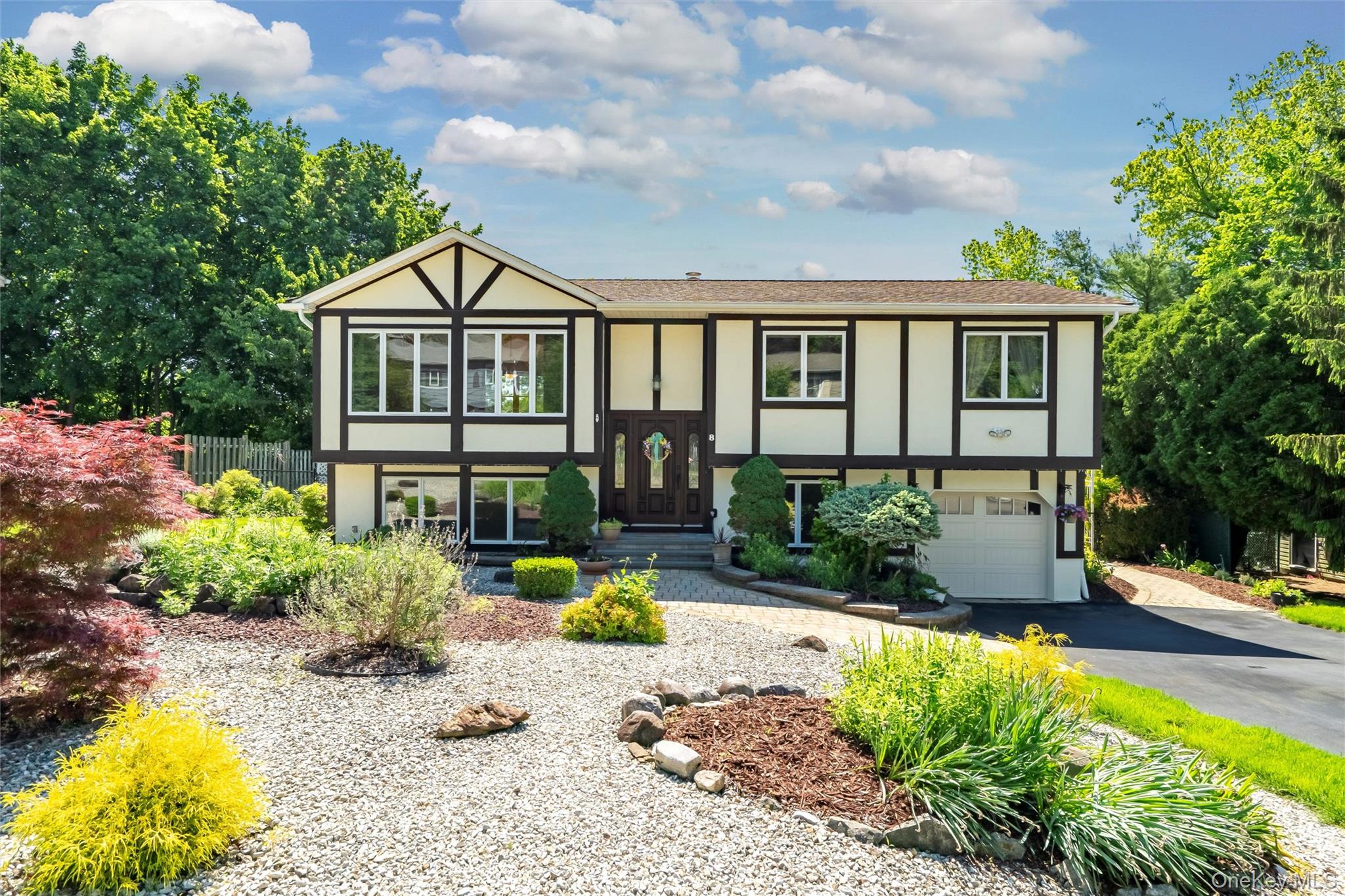 #1 photo, 8 Skinner Court, Tomkins Cove , NY 10986