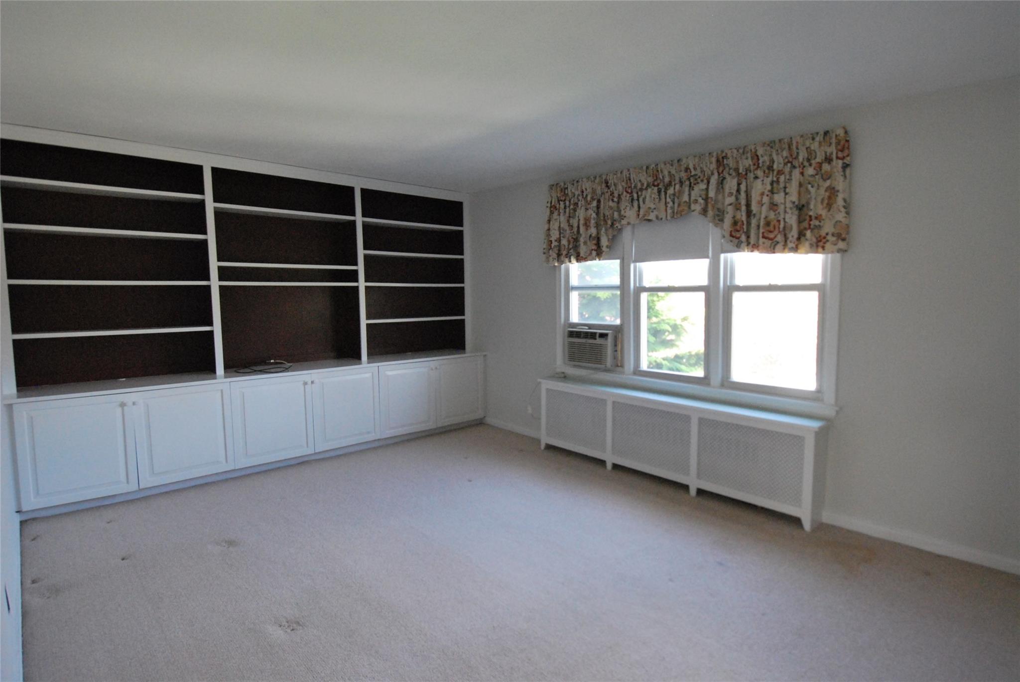 #4 photo, 16 Wainwright, Yonkers , NY 10710