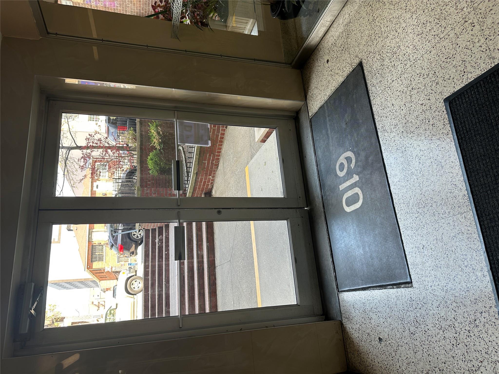 #1 photo, 610 Waring Avenue, 布朗士 Bronx , NY 10467