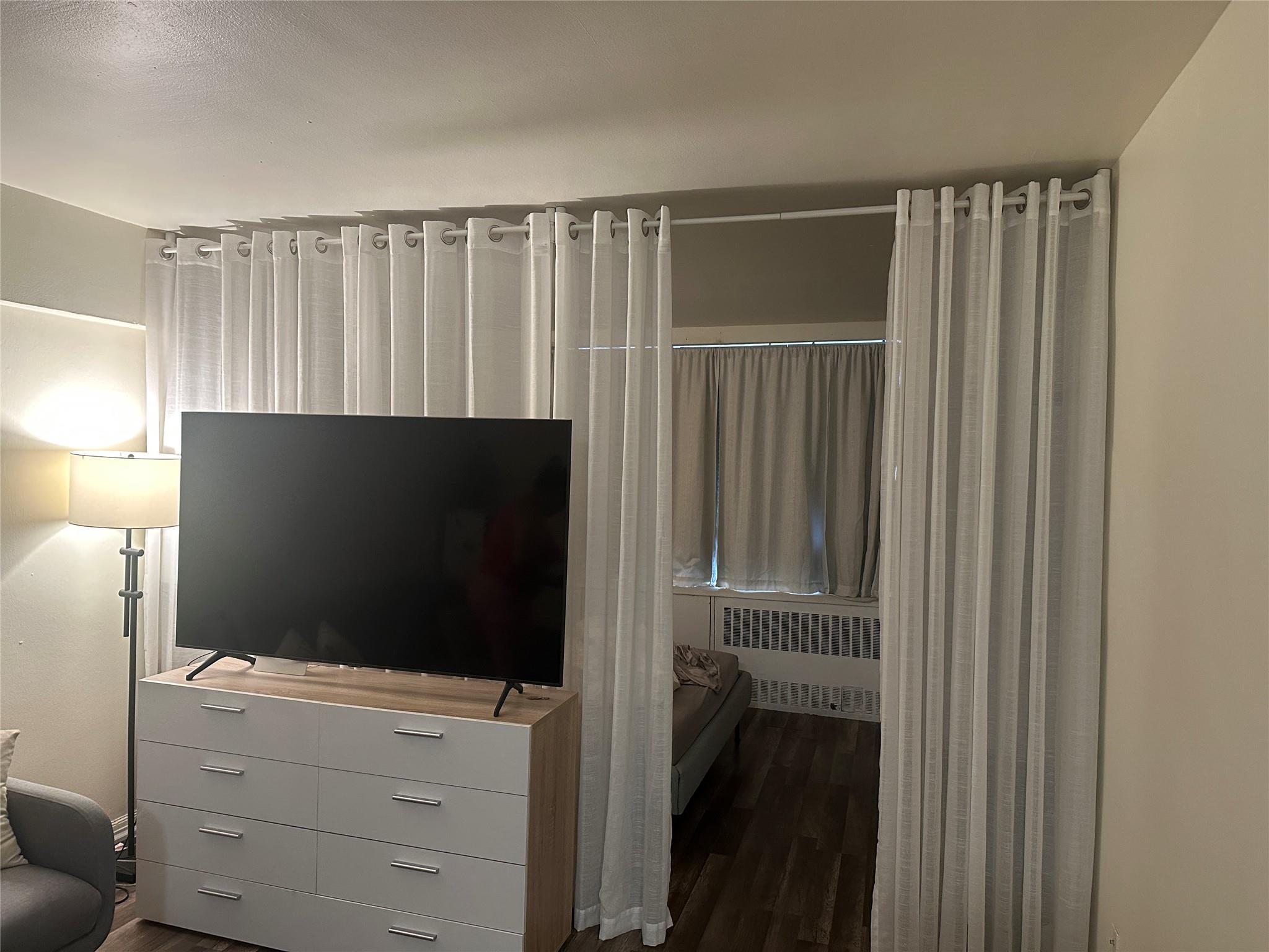 #13 photo, 610 Waring Avenue, ブロンクス区 Bronx , NY 10467