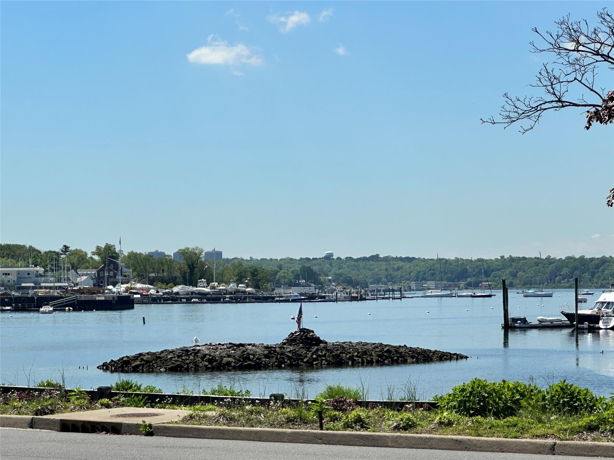 #7 photo, 13 Linwood Road, Port Washington , NY 11050