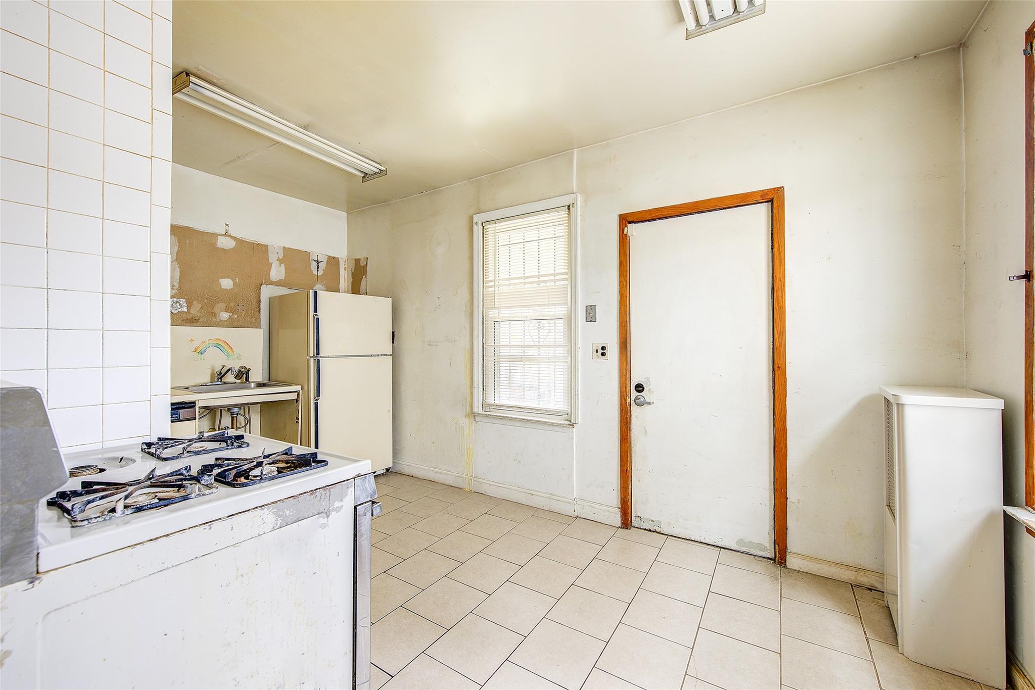 #11 photo, 88-22 186th Street, Hollis , NY 11423