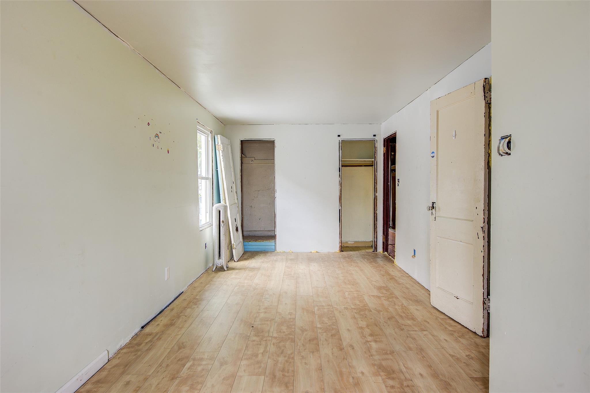 #13 photo, 88-22 186th Street, Hollis , NY 11423