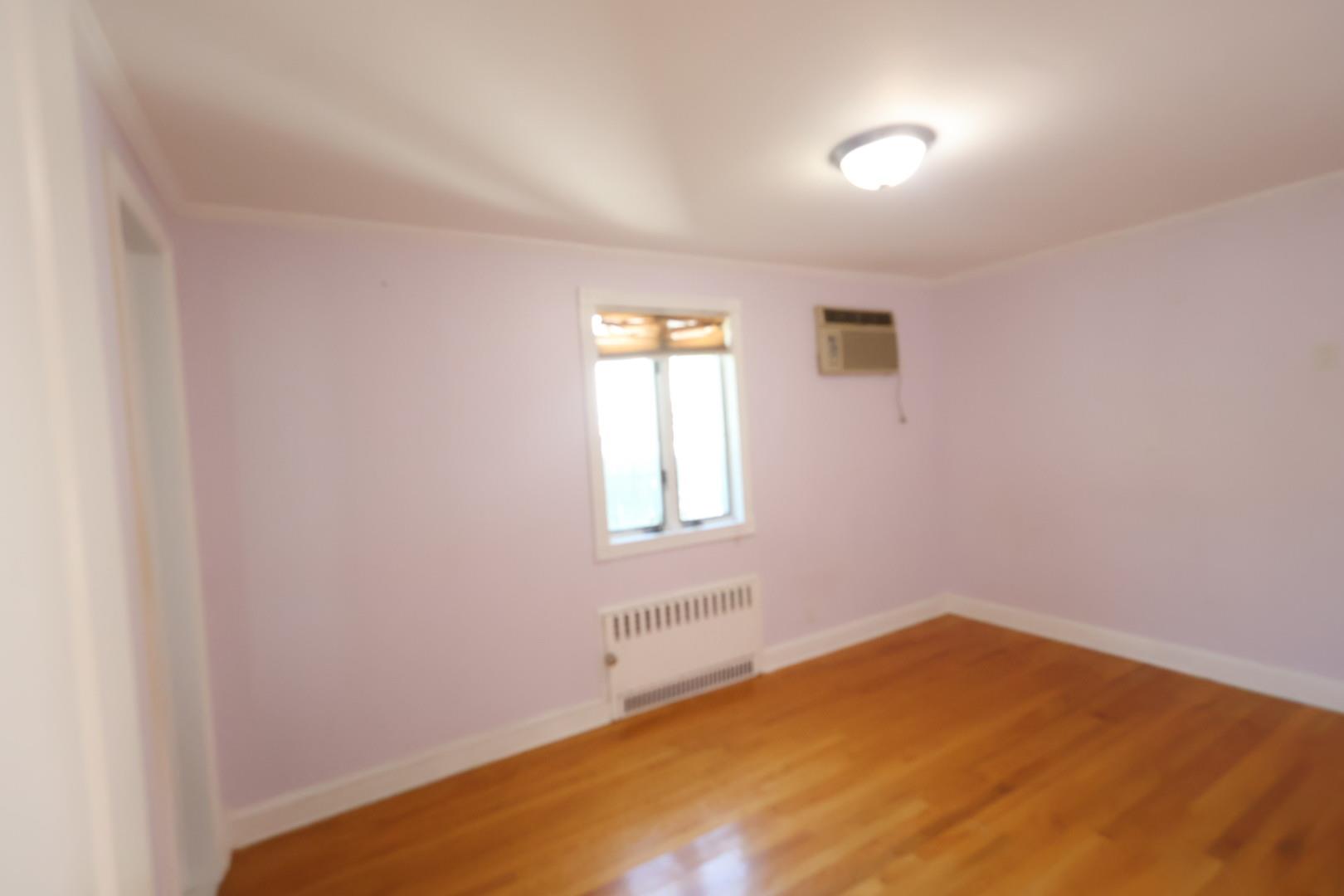 #9 photo, 22-23 147th Street, 皇后區 白石鎮 Whitestone , NY 11357