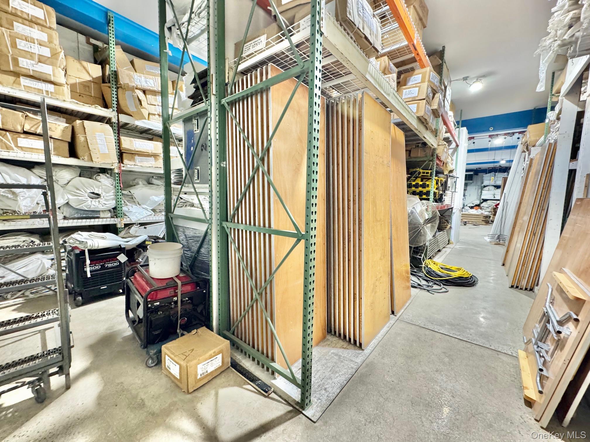 #16 photo, 81 Sheridan Boulevard, ナッソー郡 Inwood , NY 11691