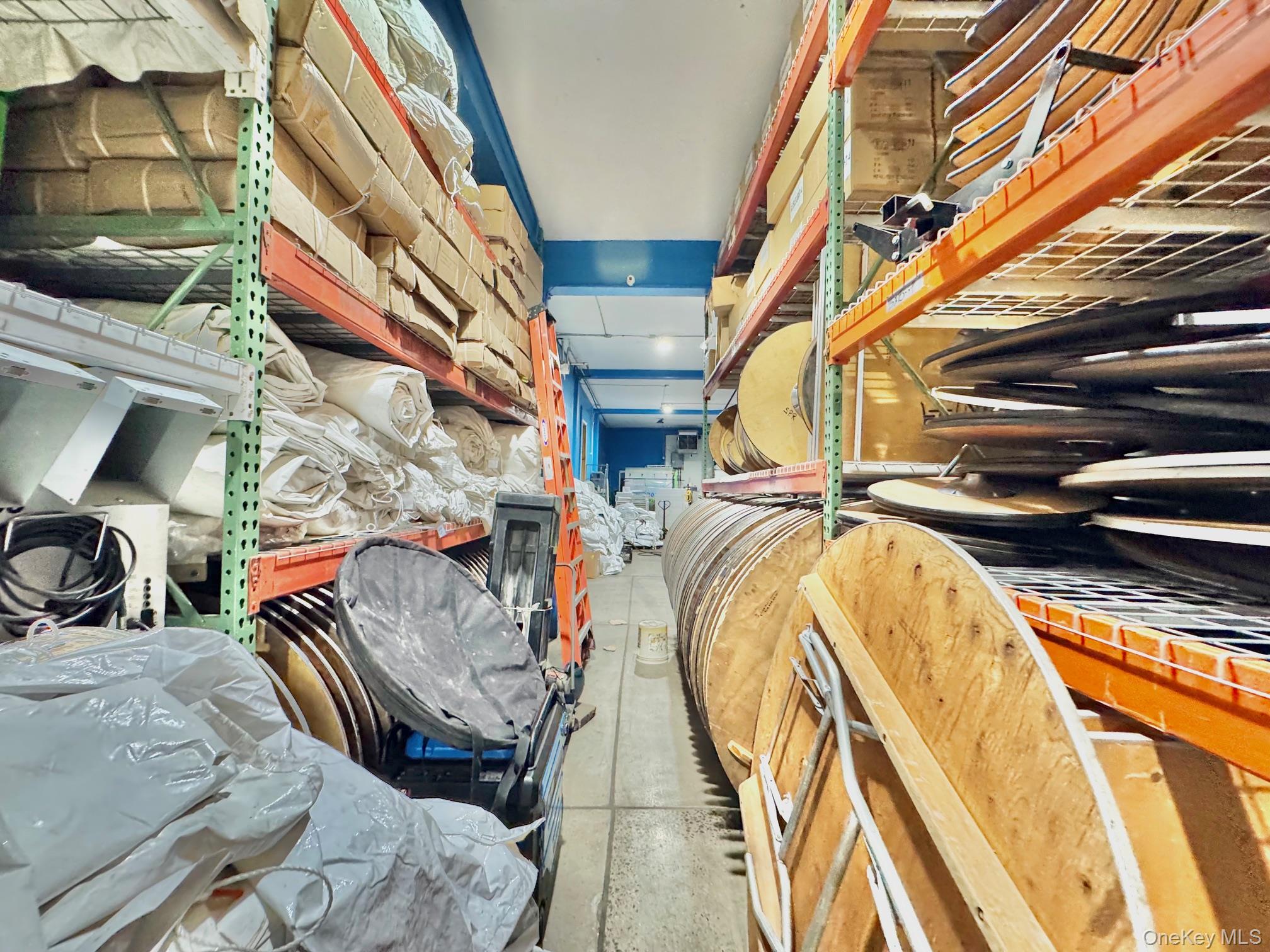 #17 photo, 81 Sheridan Boulevard, ナッソー郡 Inwood , NY 11691