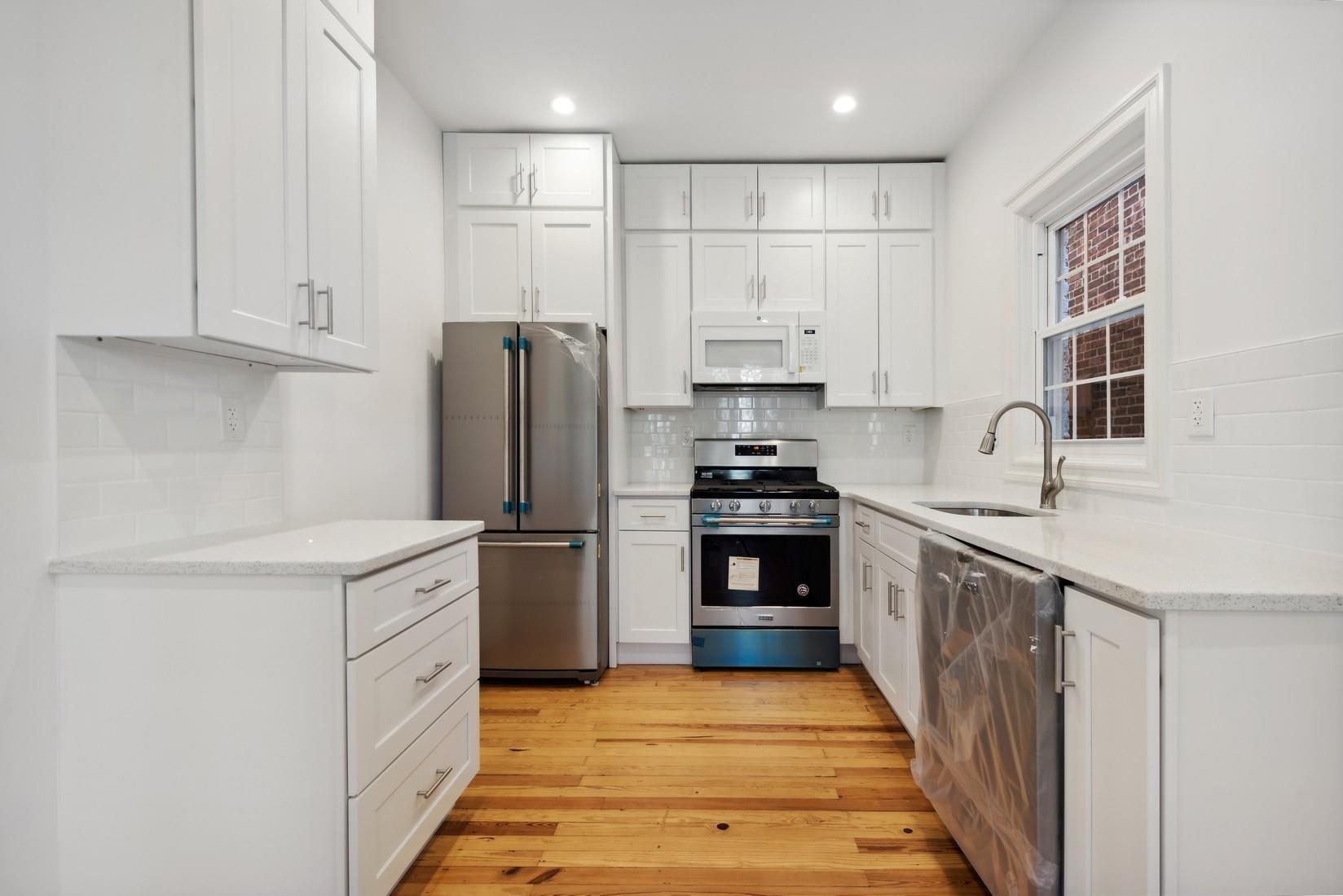 #5 photo, 64-23 Alderton Street, クイーンズ区 Rego Park , NY 11374