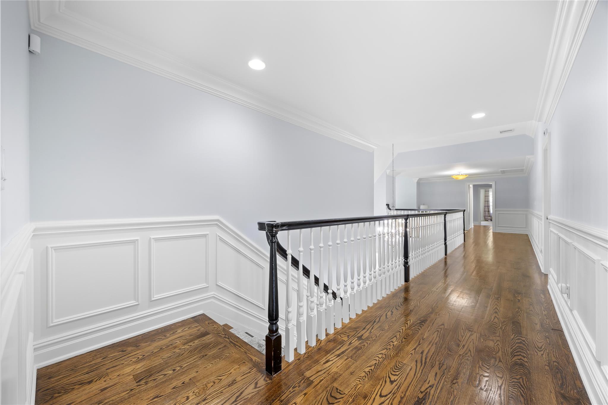 #14 photo, 47 Valley Road, ナッソー郡 Old Westbury , NY 11568