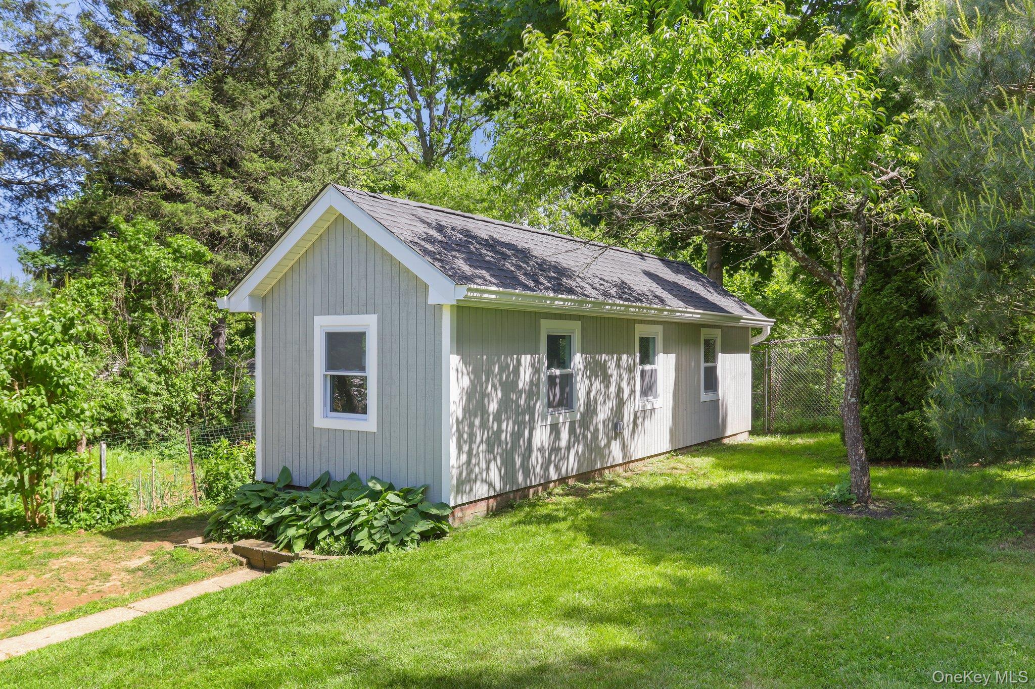 #8 photo, 11 Brundage Street, Armonk , NY 10504