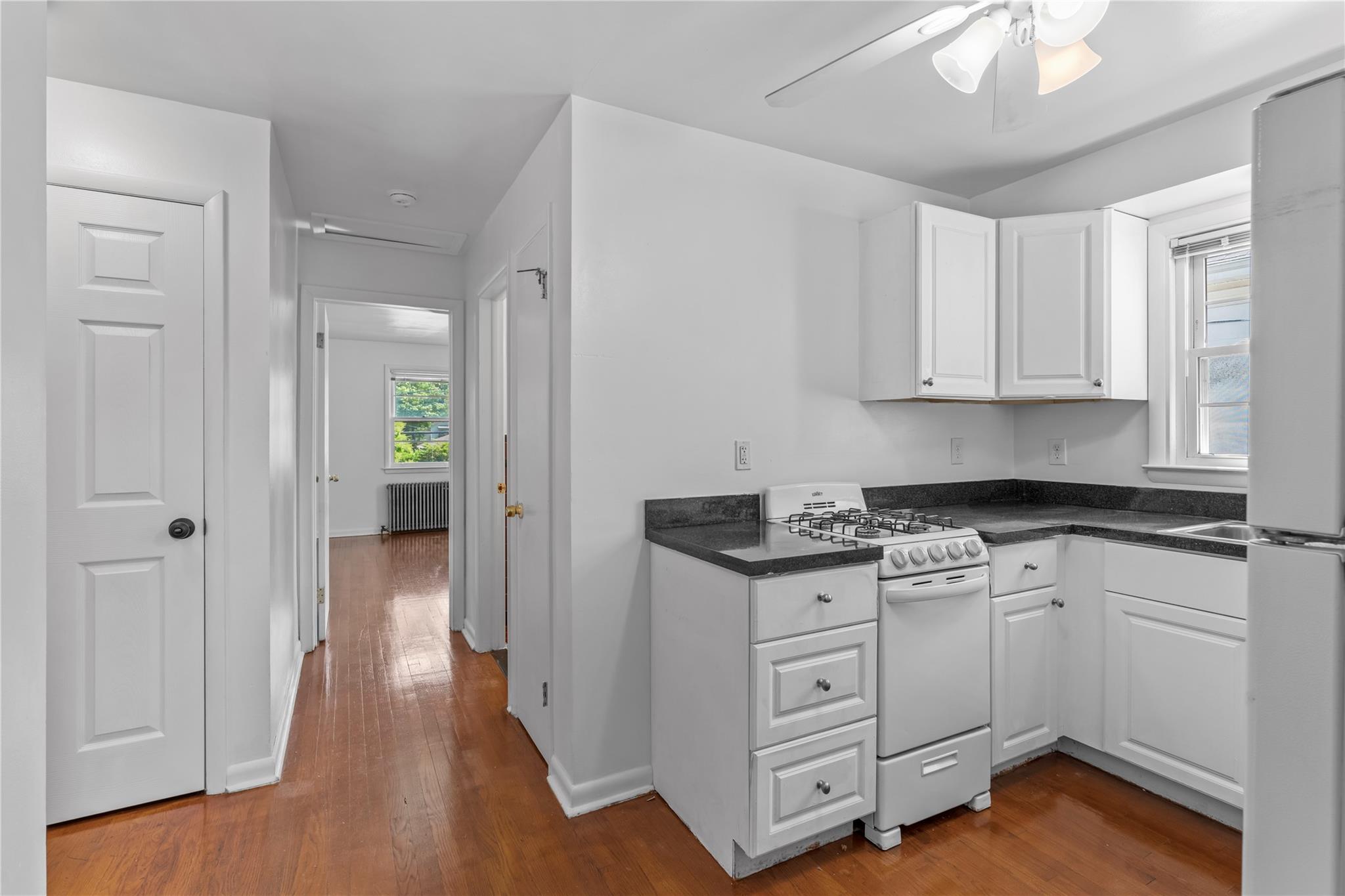 #9 photo, 17 College Avenue, Poughkeepsie , NY 12603