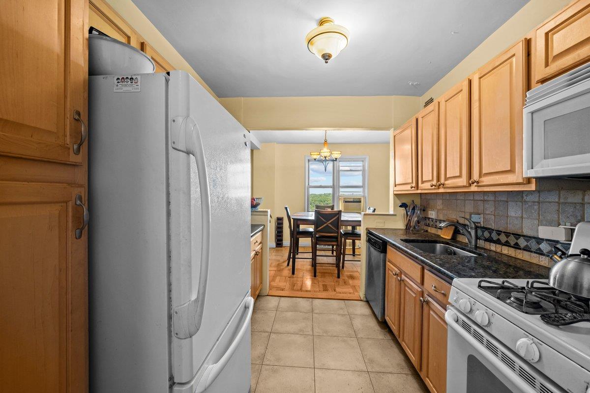 #9 photo, 5500 FIELDSTON Road, ブロンクス区 North Riverdale , NY 10471