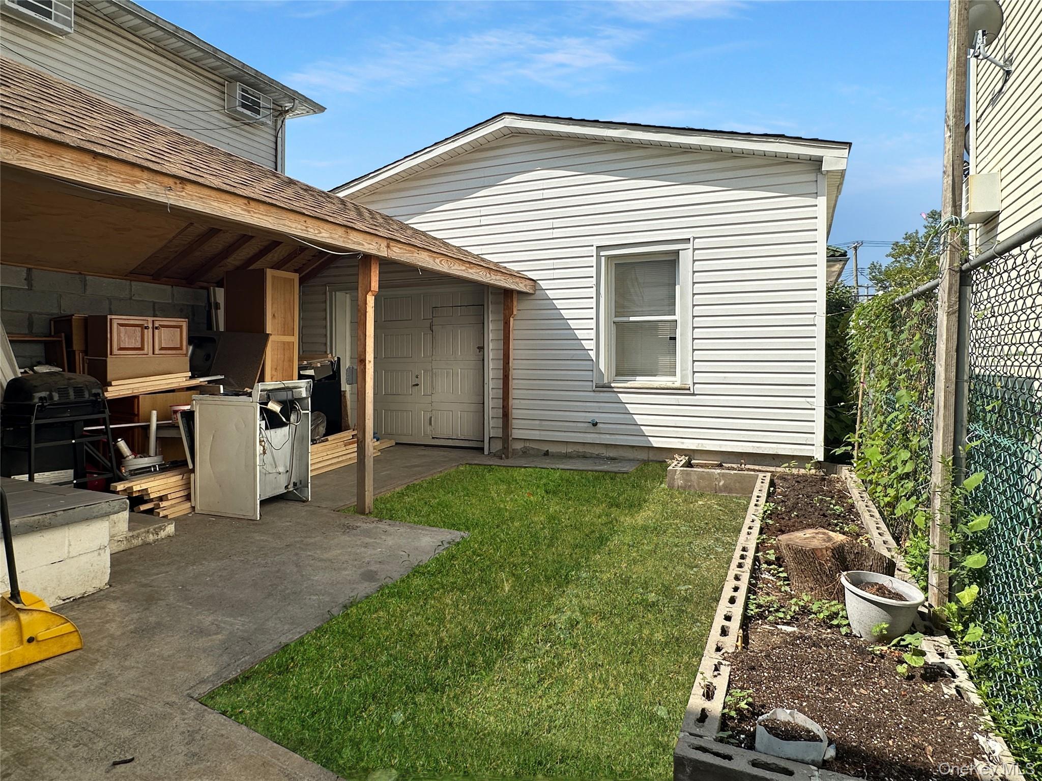 #16 photo, 10966 153rd Street, クイーンズ区 Jamaica , NY 11433