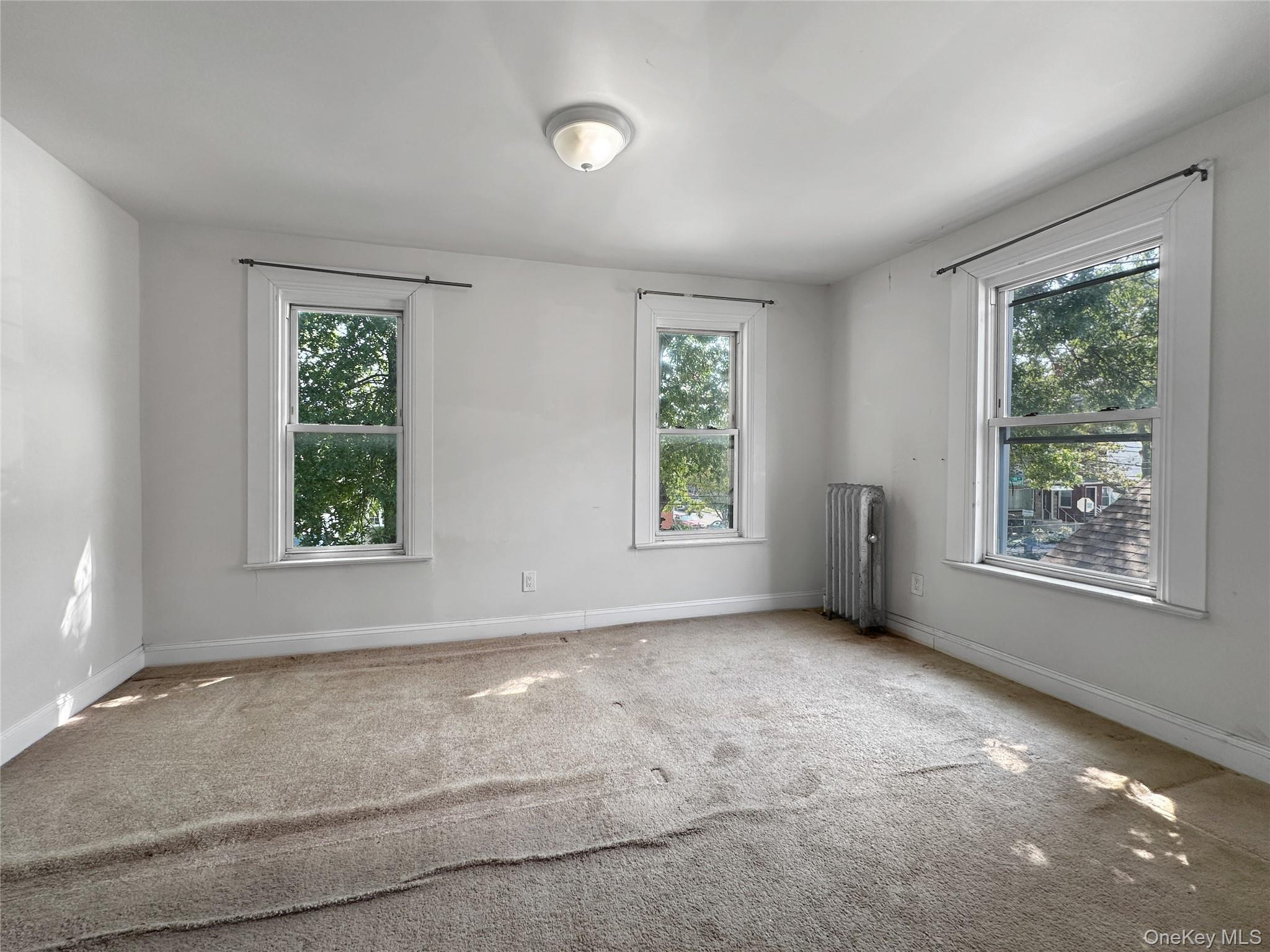 #7 photo, 10966 153rd Street, クイーンズ区 Jamaica , NY 11433