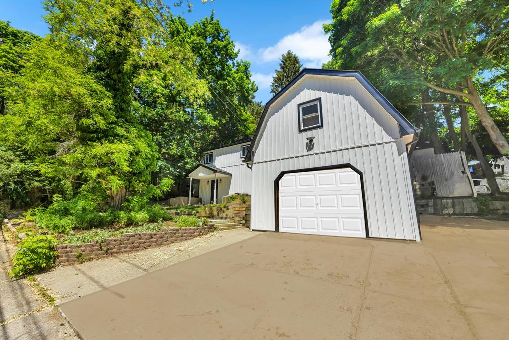 #2 photo, 63 Ridgeway Avenue, サフォーク郡 Setauket , NY 11733