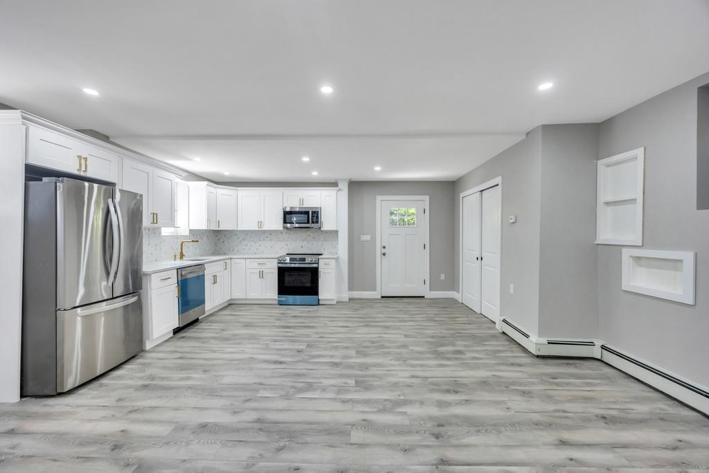 #8 photo, 63 Ridgeway Avenue, サフォーク郡 Setauket , NY 11733