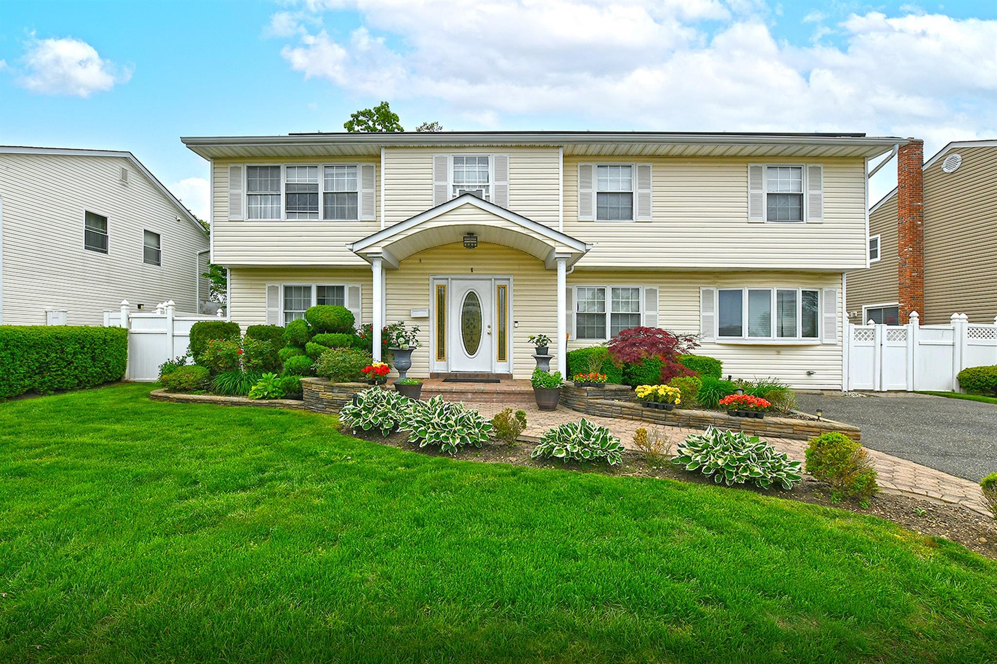 #1 photo, 6 Country Court, 長島 Farmingdale , NY 11735