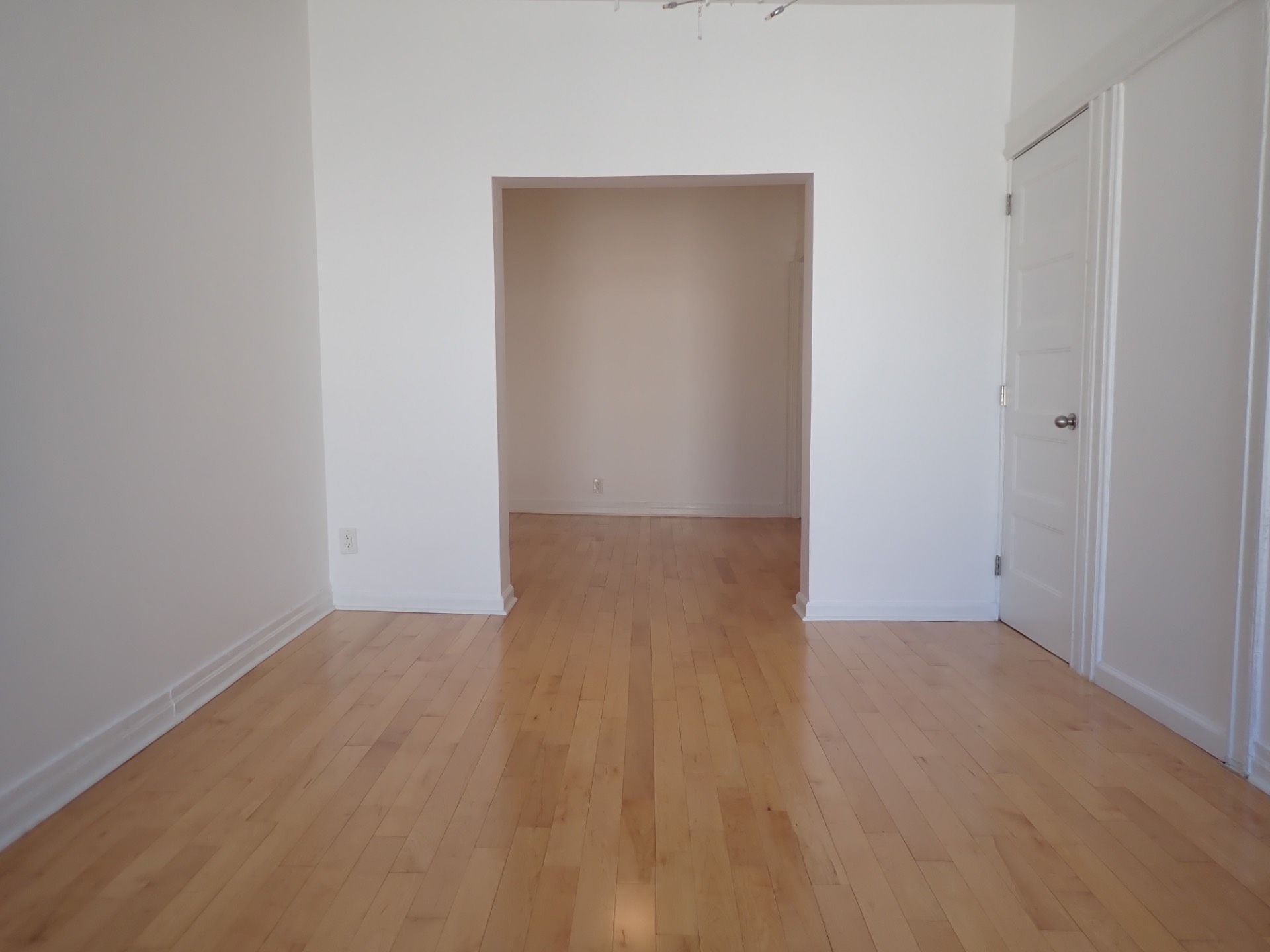 #2 photo, 1226 Nostrand Avenue , #2R, ブルックリン区 Prospect Lefferts Gardens , NY 11225