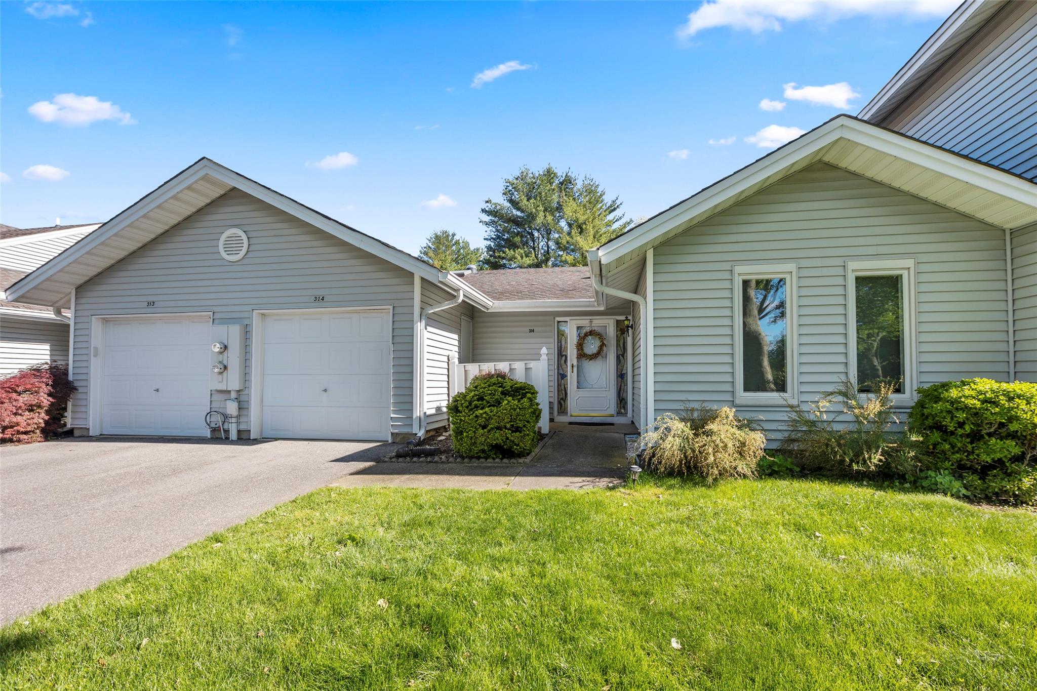 #1 photo, 314 Elton Court, Saint James , NY 11780