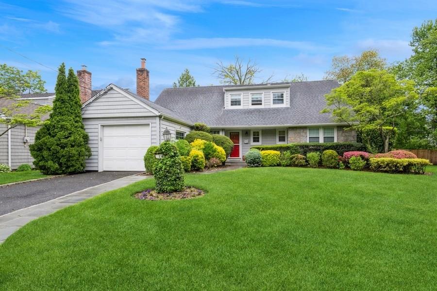 #1 photo, 14 Hazel Place, Woodmere , NY 11598