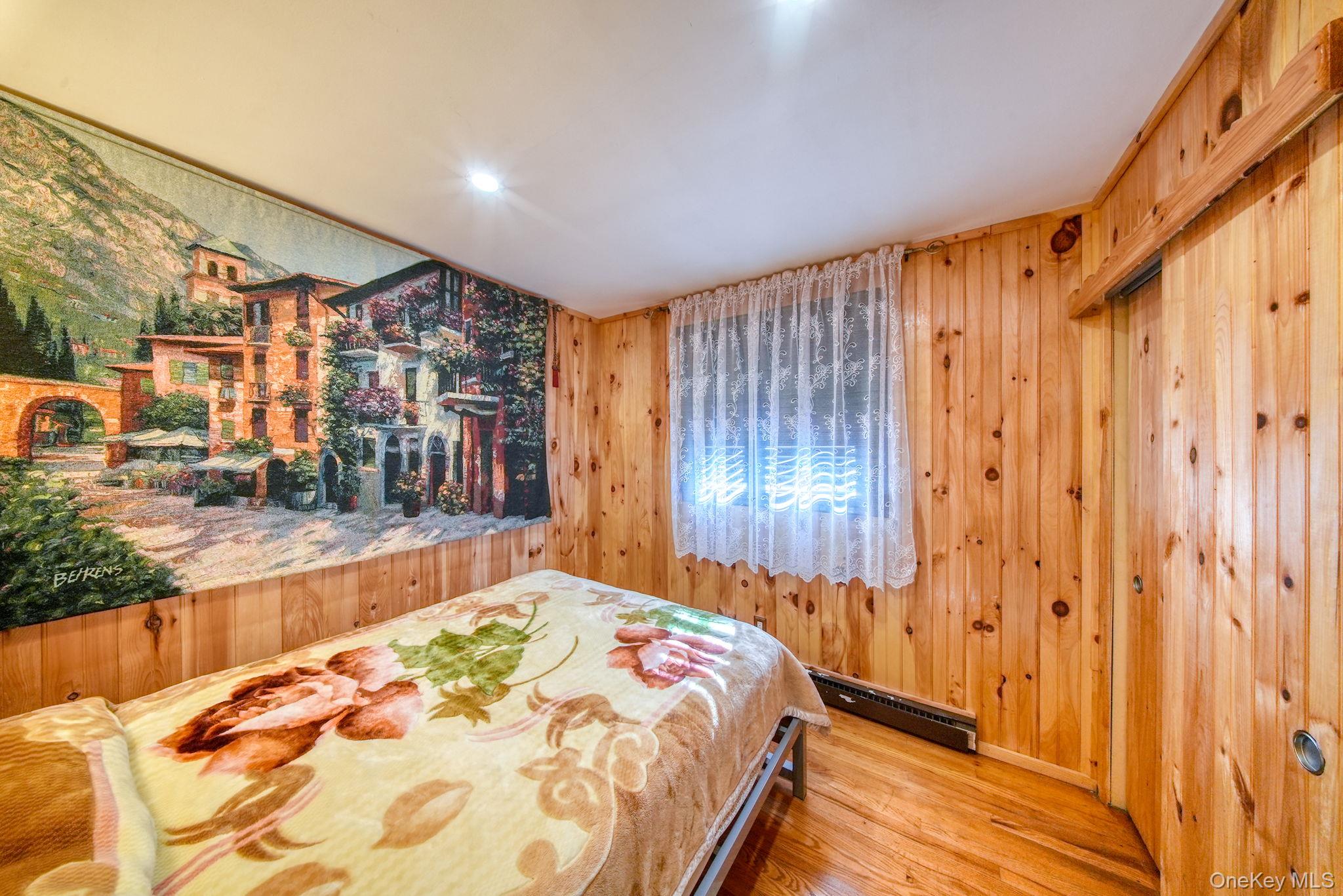 #13 photo, 6 Medallion Road, Kiamesha Lake , NY 12751