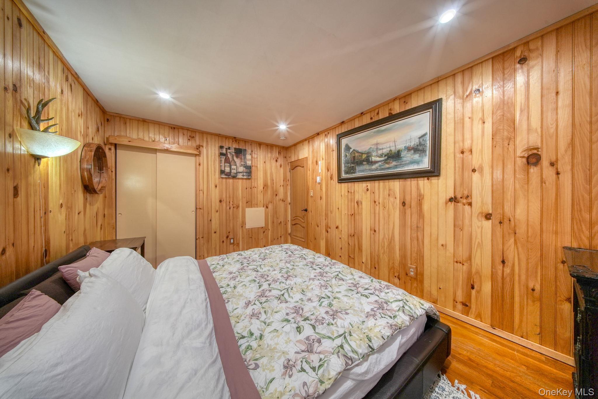 #18 photo, 6 Medallion Road, Kiamesha Lake , NY 12751