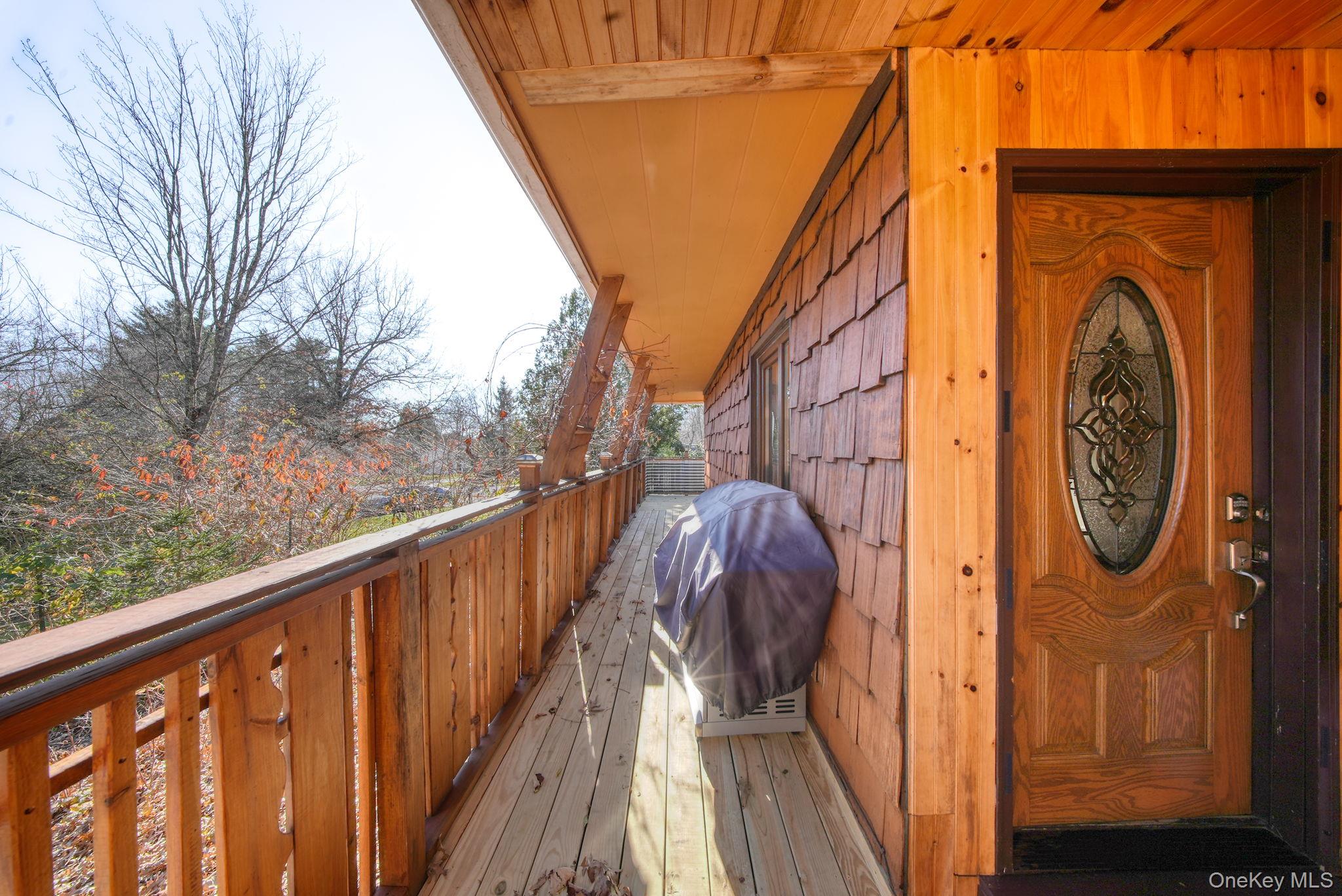 #20 photo, 6 Medallion Road, Kiamesha Lake , NY 12751