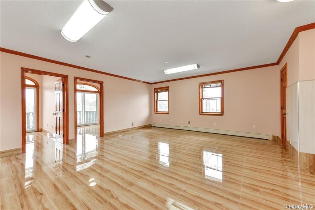 #2 photo, 147-40 Jewel Avenue, クイーンズ区 Kew Garden Hills , NY 11367