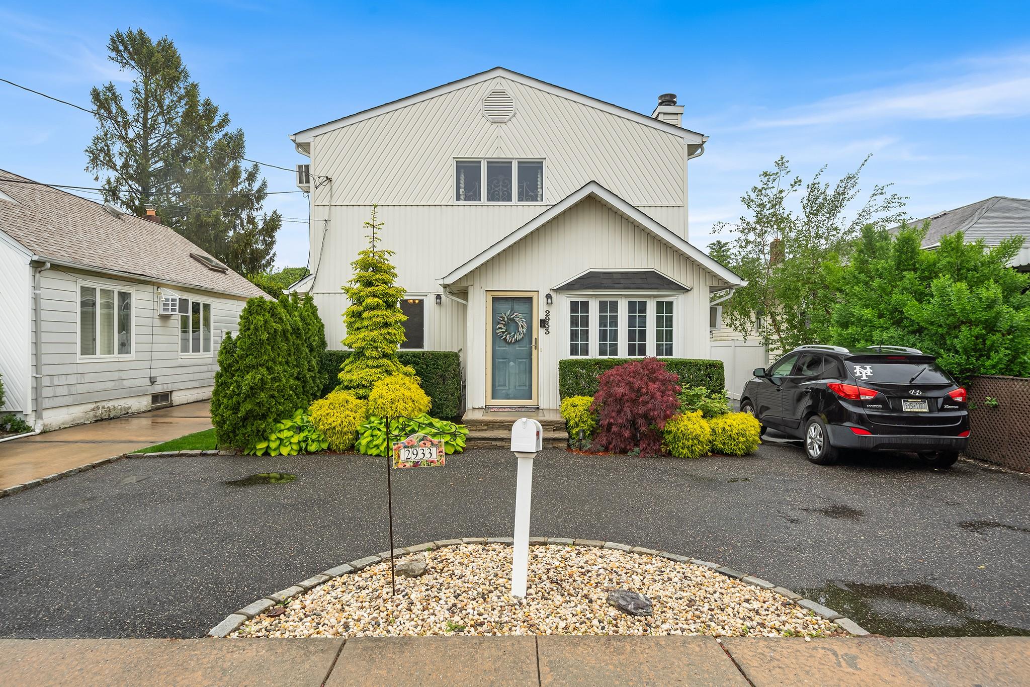 #1 photo, 2933 Marlborough Road, Oceanside , NY 11572