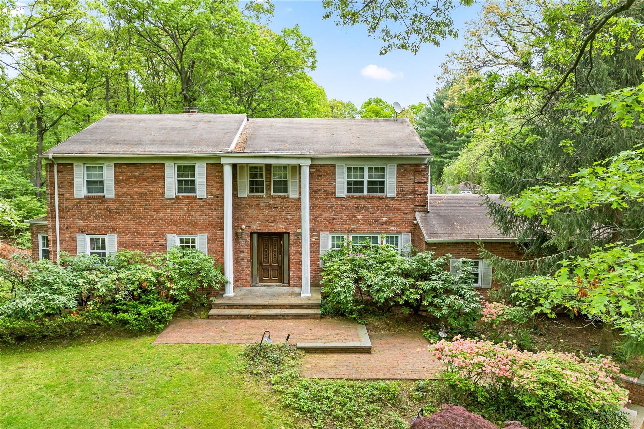 #1 photo, 31 Wenwood Drive, 長島 布鲁克维尔 Brookville , NY 11545