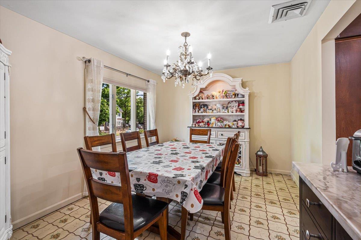 #14 photo, 293 85 Avenue, ナッソー郡 Floral Park , NY 11001