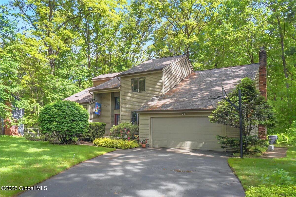 #1 photo, 3 W Berkshire Drive, Clifton Park , NY 12065