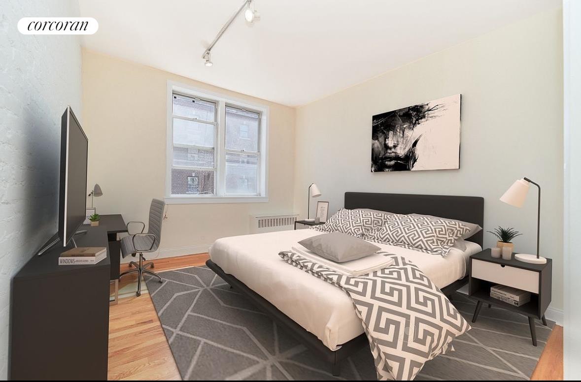 #1 photo, 233 E 12TH Street, East Village , NY 10009