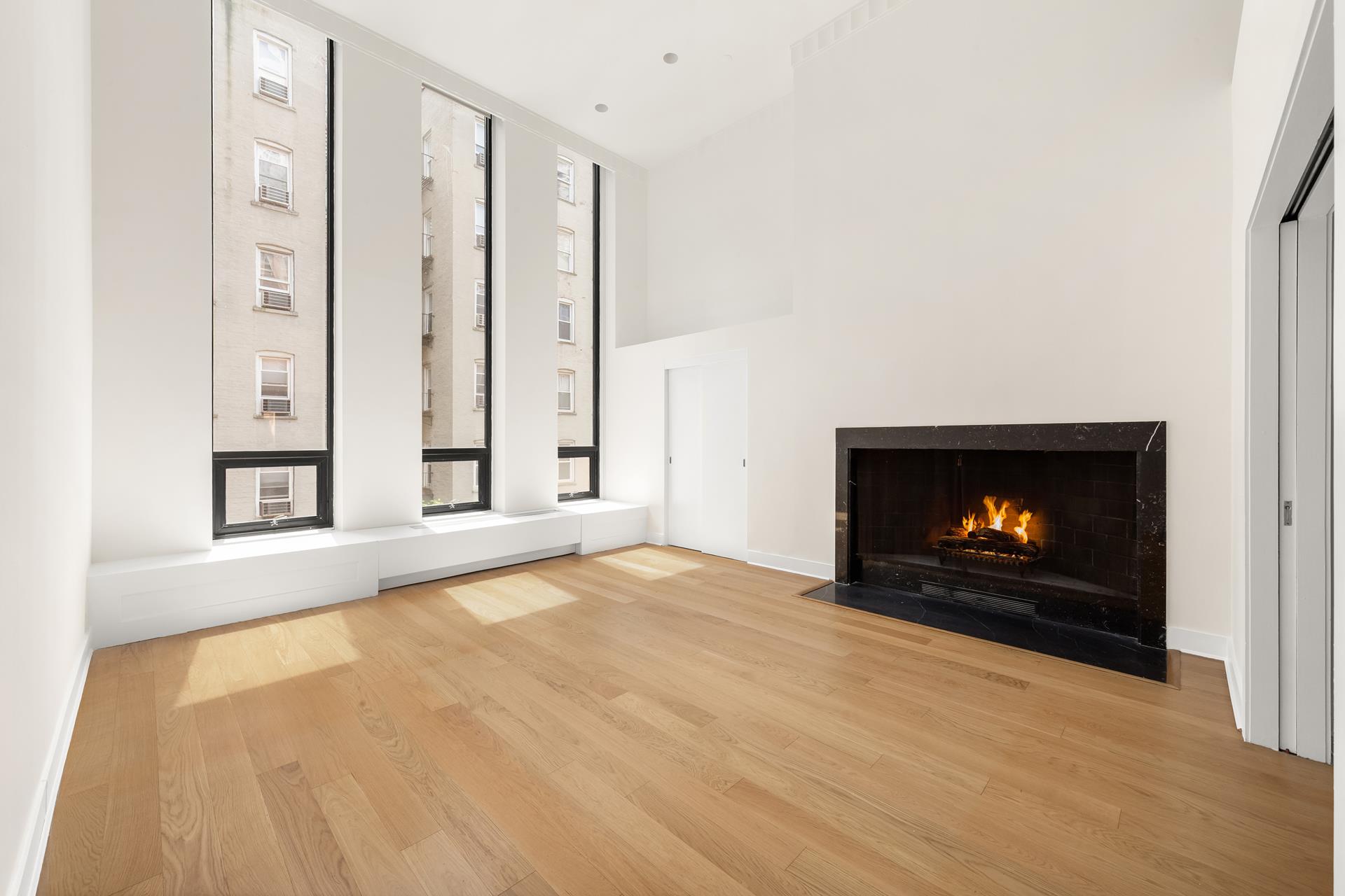 #1 photo, 240 E 67TH Street, 曼哈頓 上东城 Lenox Hill , NY 10021