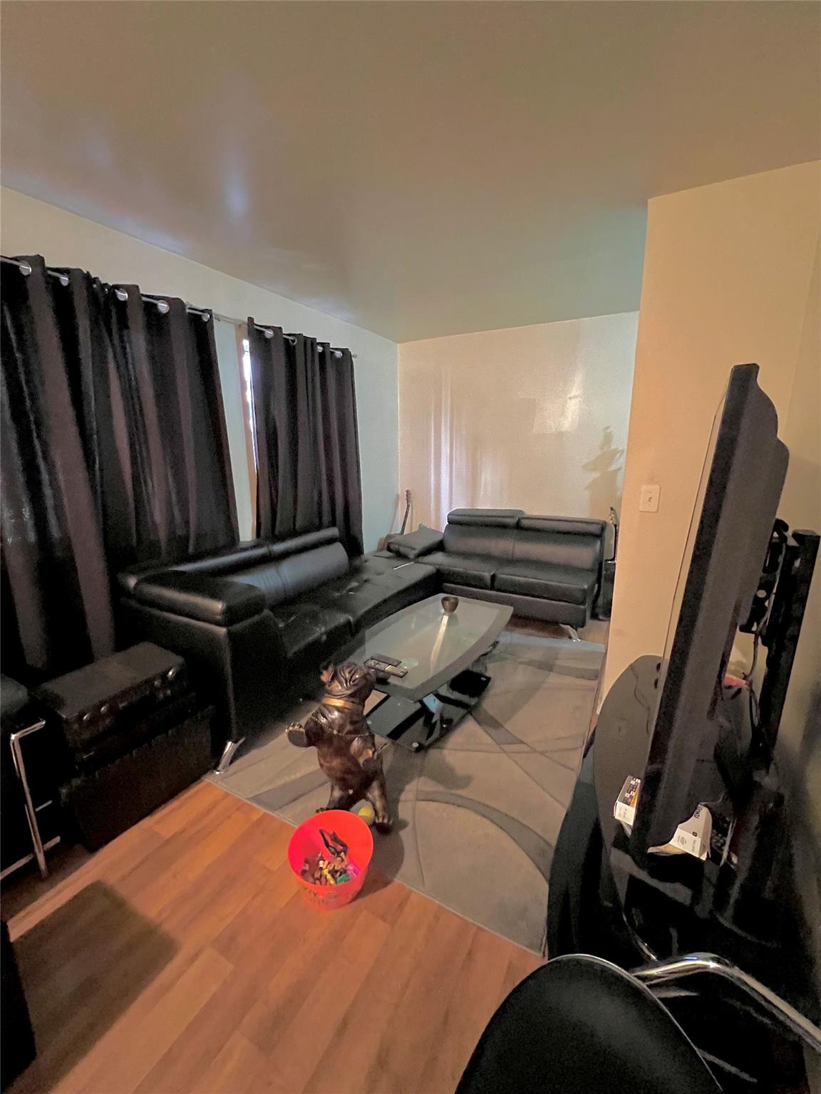 #9 photo, 620 E 182nd Street, ブロンクス区 Bronx , NY 10457