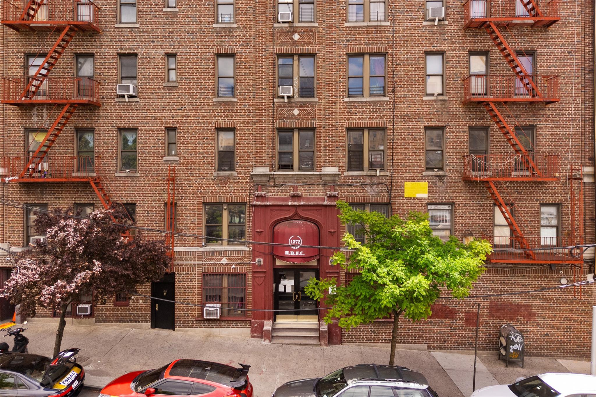 #16 photo, 1372 Shakespeare Avenue, 布朗士 Bronx , NY 10452