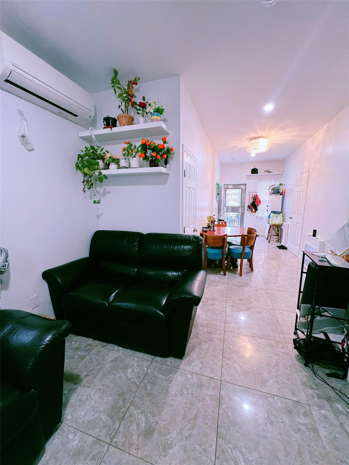 #3 photo, 94-30 50th Avenue, クイーンズ区 Elmhurst , NY 11373