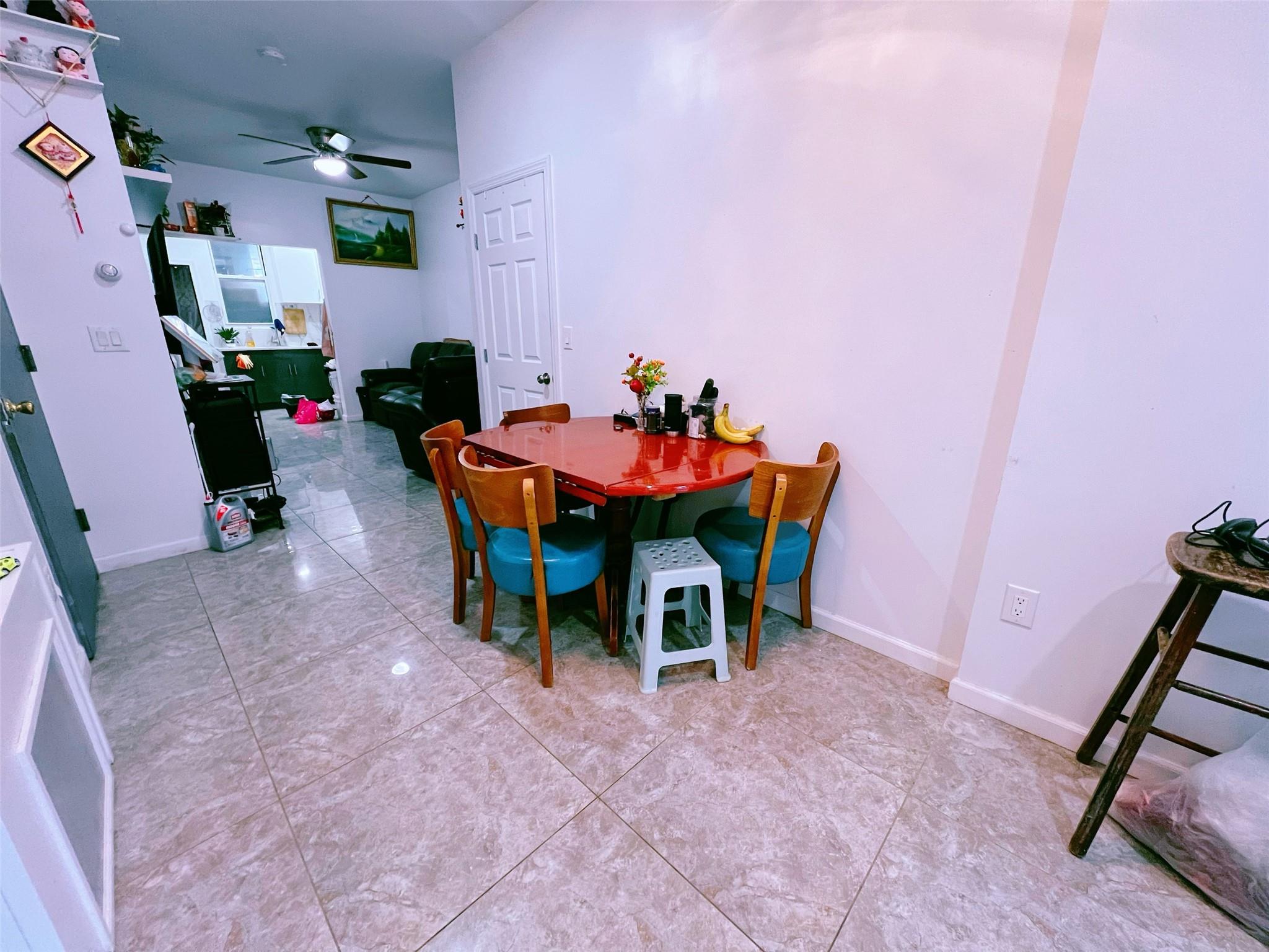 #5 photo, 94-30 50th Avenue, クイーンズ区 Elmhurst , NY 11373