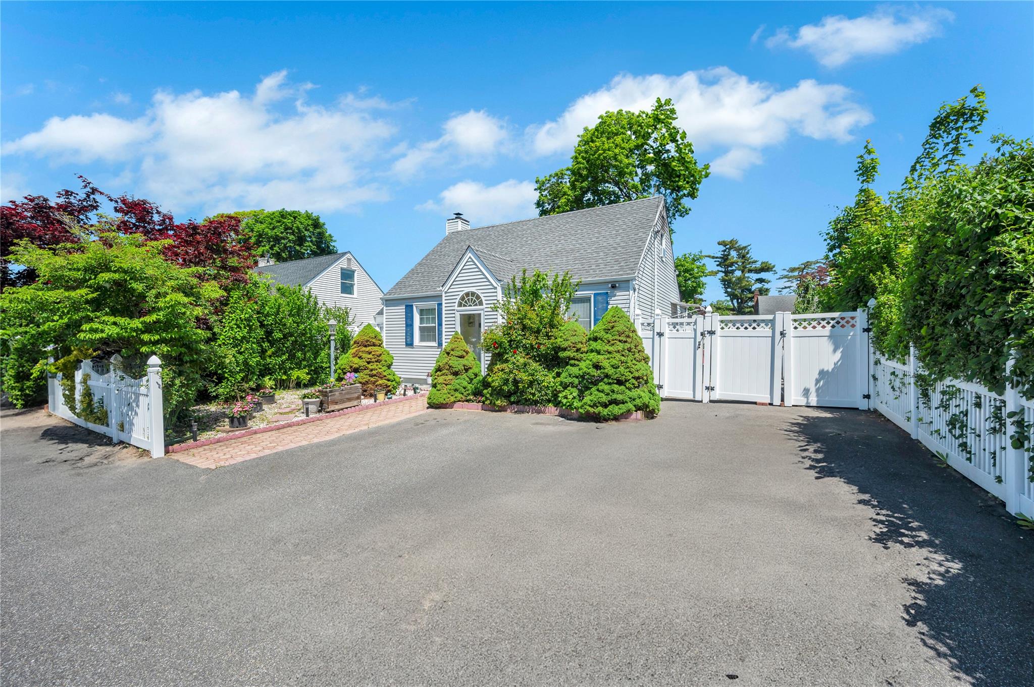 #1 photo, 11 Campion Street, Brentwood , NY 11717