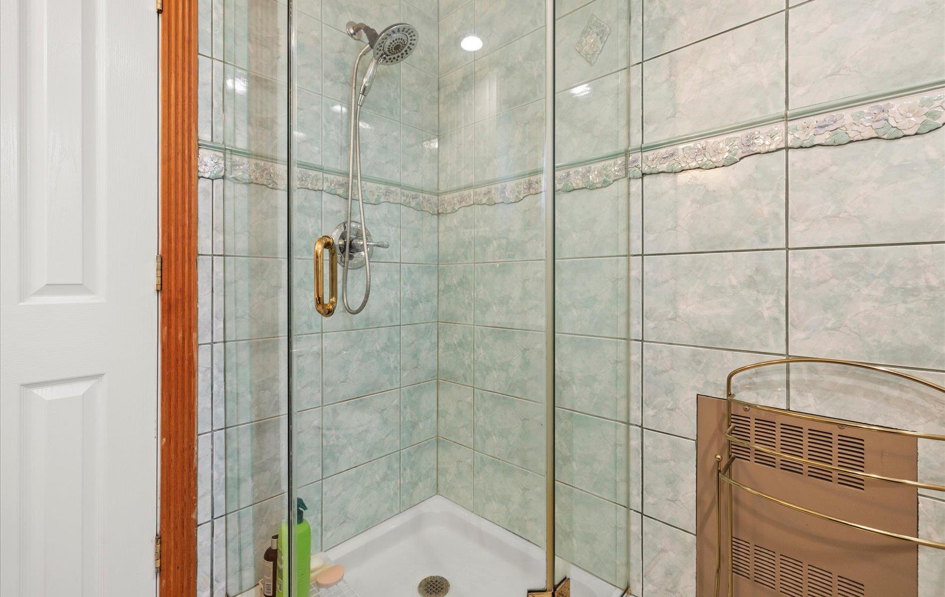 #14 photo, 2730 Court Street, ナッソー郡 Bellmore , NY 11710