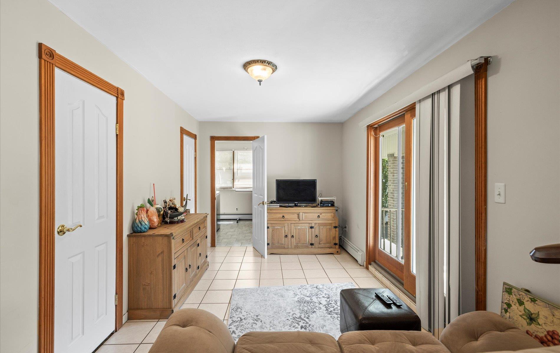 #15 photo, 2730 Court Street, ナッソー郡 Bellmore , NY 11710